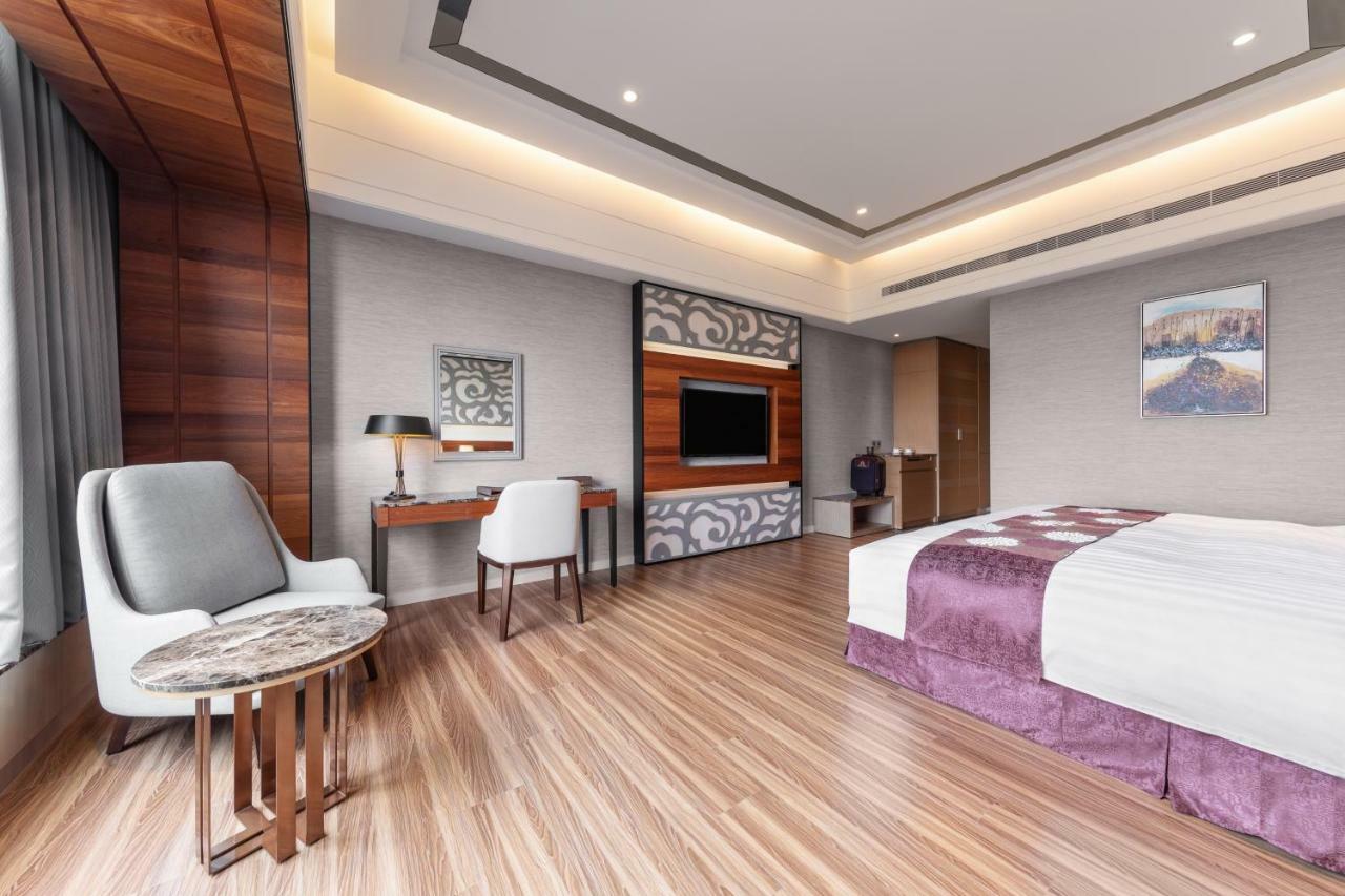 Chuang-Tang Spring Spa Hotel Csiaohszi Kültér fotó